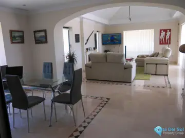 4 bedroom House for Sale in Arcos de la Frontera-21525