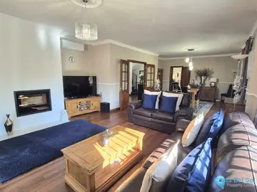 4 bedroom House for Sale in Coín-21604