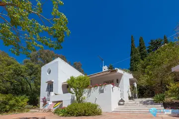 3 bedroom House for Sale in Estepona