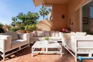 3 bedroom House for Sale in Nueva Andalucía-21712