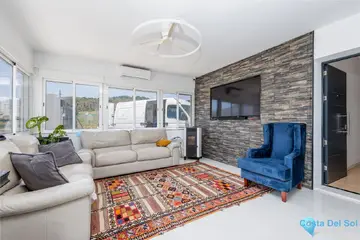 6 bedroom House for Sale in Coín-88527