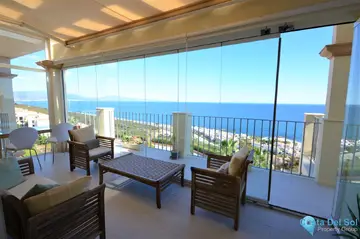 3 bedroom Apartment for Sale in La Duquesa