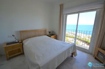 3 bedroom Apartment for Sale in La Duquesa-86334