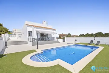 5 bedroom House for Sale in El Faro