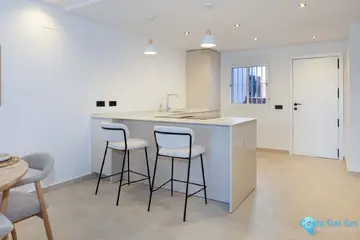 2 bedroom Apartment for Sale in Nueva Andalucía-14340
