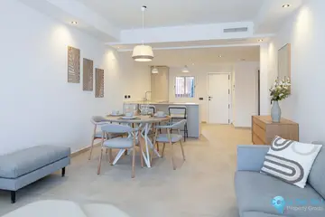 2 bedroom Apartment for Sale in Nueva Andalucía-14341