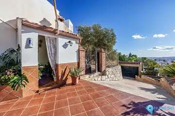 3 bedroom House for Sale in Ciudad Jardín-14350