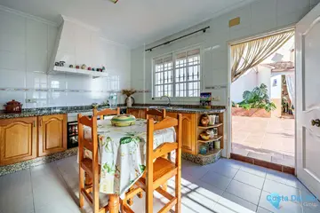 3 bedroom House for Sale in Ciudad Jardín-14351