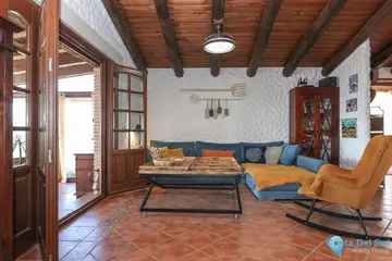4 bedroom House for Sale in Alozaina-14407
