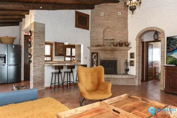 4 bedroom House for Sale in Alozaina-14397