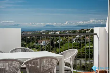 2 bedroom Apartment for Sale in Benahavís-89016