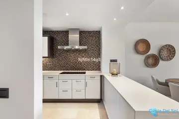 2 bedroom Apartment for Sale in Nueva Andalucía-86873