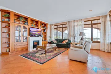 6 bedroom House for Sale in Churriana-87050