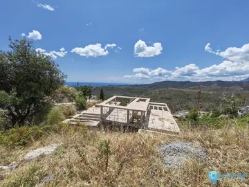 2500m2 Plot for Sale in Benahavís-87069
