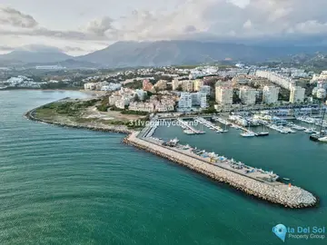 4 bedroom Apartment for Sale in Estepona-87128