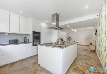 3 bedroom Apartment for Sale in The Golden Mile-87151