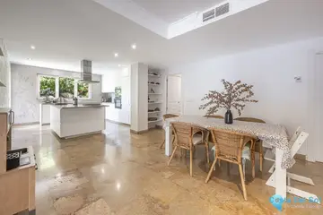 3 bedroom Apartment for Sale in The Golden Mile-87145