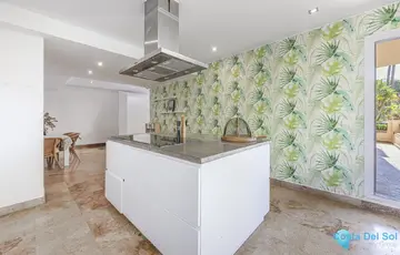 3 bedroom Apartment for Sale in The Golden Mile-87147