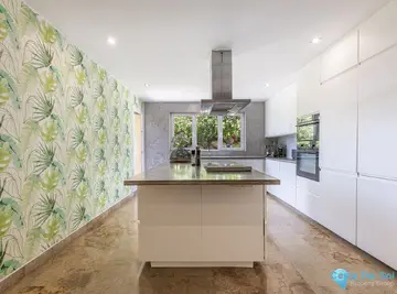 3 bedroom Apartment for Sale in The Golden Mile-87149