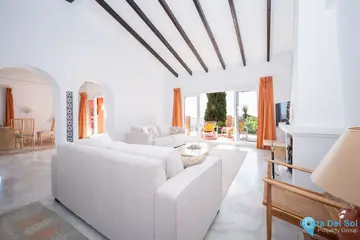 4 bedroom House for Sale in Elviria-87381