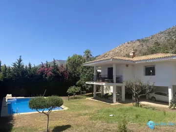 3 bedroom House for Sale in La Capellania