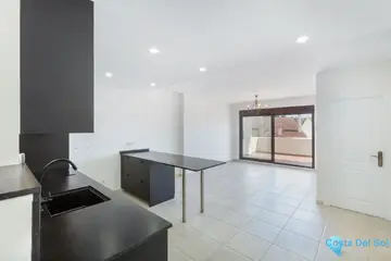3 bedroom Apartment for Sale in Nueva Andalucía-14565