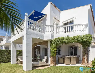 3 bedroom House for Sale in El Chaparral