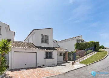 3 bedroom House for Sale in El Chaparral-104708