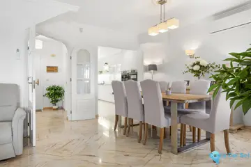 3 bedroom House for Sale in El Chaparral-104721
