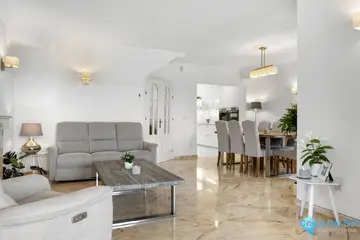 3 bedroom House for Sale in El Chaparral-104723