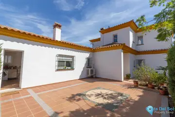 4 bedroom House for Sale in Entrerrios-95080