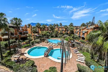 2 bedroom House for Sale in Bahía de Marbella