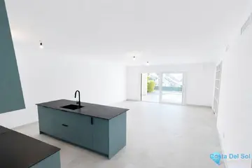 3 bedroom Apartment for Sale in Nueva Andalucía-90080