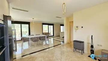 3 bedroom House for Sale in Estepona-88193