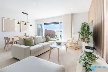 4 bedroom House for Sale in La Cala de Mijas-105189