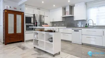 4 bedroom Apartment for Sale in Elviria-77560