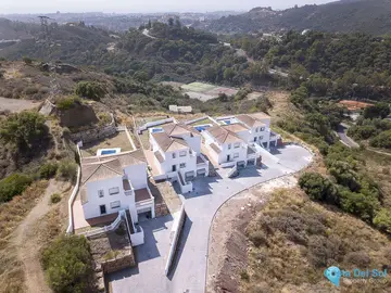 4 bedroom House for Sale in Estepona-21791