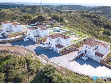 4 bedroom House for Sale in Estepona-21792