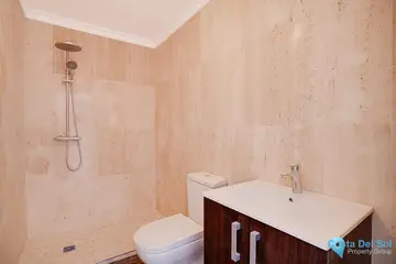 4 bedroom House for Sale in Estepona-21797