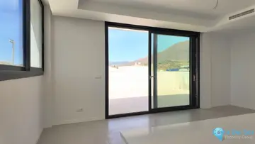 2 bedroom Apartment for Sale in Estepona-14733