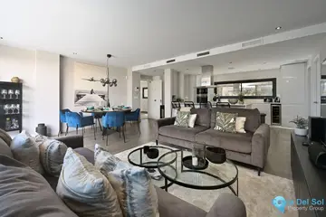 3 bedroom Apartment for Sale in La Cala de Mijas-22005