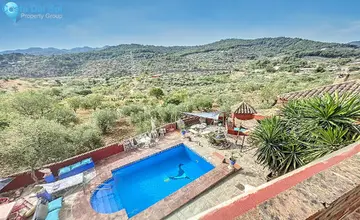 5 bedroom House for Sale in Monda-187
