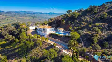 4 bedroom House for Sale in Guaro-22234