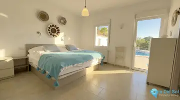 4 bedroom House for Sale in Guaro-22242
