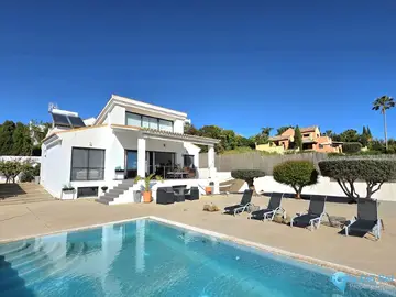 4 bedroom House for Sale in Estepona-22265