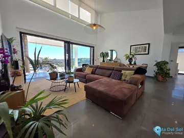 4 bedroom House for Sale in Estepona-22276