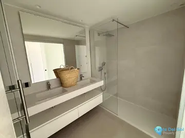 3 bedroom Apartment for Sale in New Golden Mile-22405