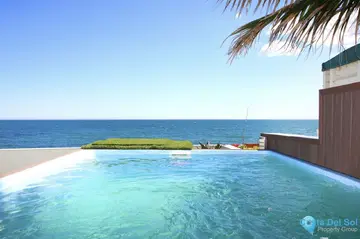 4 bedroom Apartment for Sale in Estepona