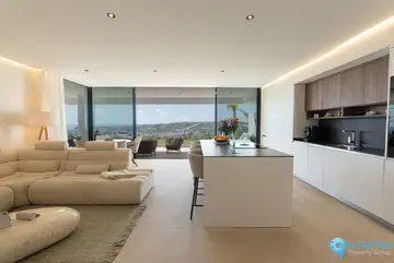 3 bedroom Apartment for Sale in Estepona-23205