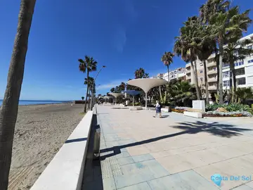 5 bedroom House for Sale in Estepona